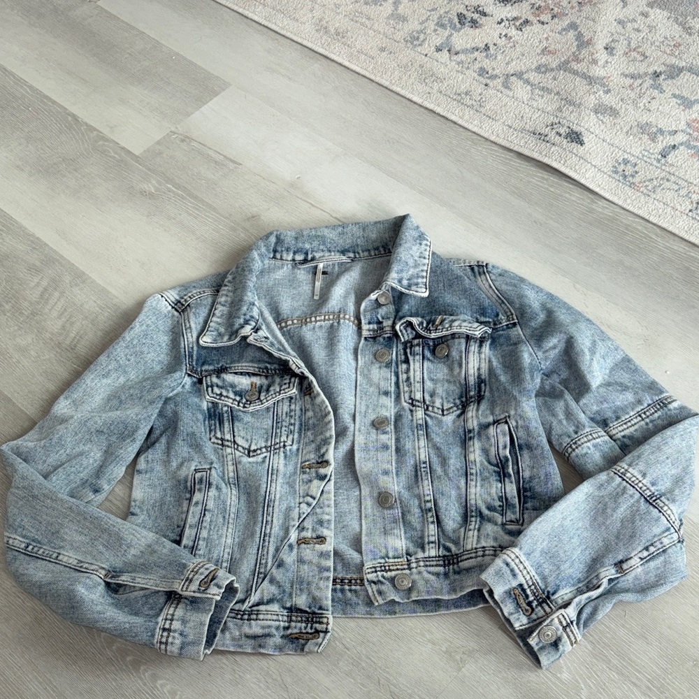 Free People Movement Light Wash Denim Jacket - Women's Jean Jacket size xs